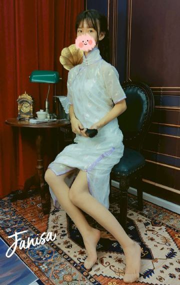 何泓姗短剧_全集在线观看